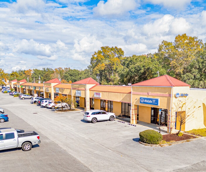 More Photos Of 5624-5646 Woodbine Rd, Pace General Retail For Sale