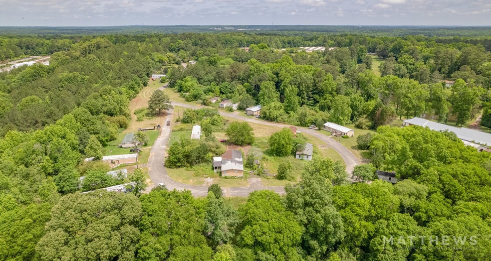 Primary Photo Of 6382 Thomaston rd, Macon-Bibb Manufactured Housing Mobile Home Park For Sale