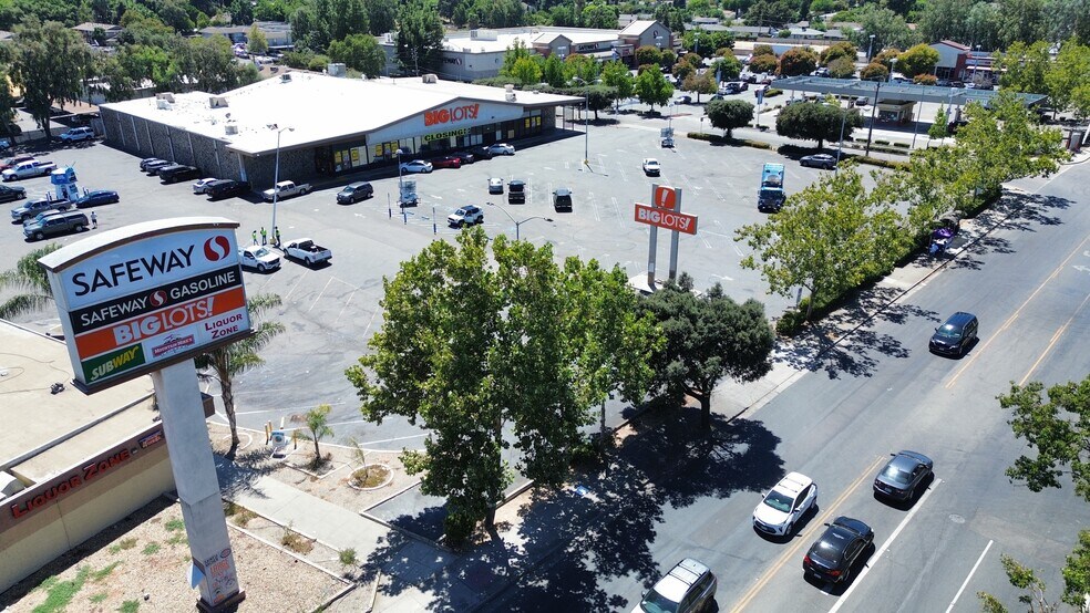 More Photos Of 2720 Country Club Blvd, Stockton Freestanding For Lease