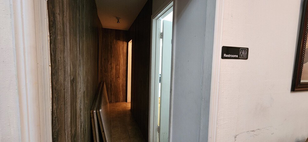 More Photos Of 5221 Park Village Dr, Houston Religious Facility For Lease