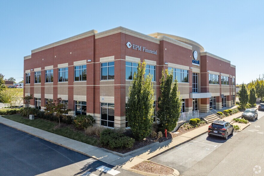 Primary Photo Of 2031 N Mount Juliet Rd, Mount Juliet Office For Lease