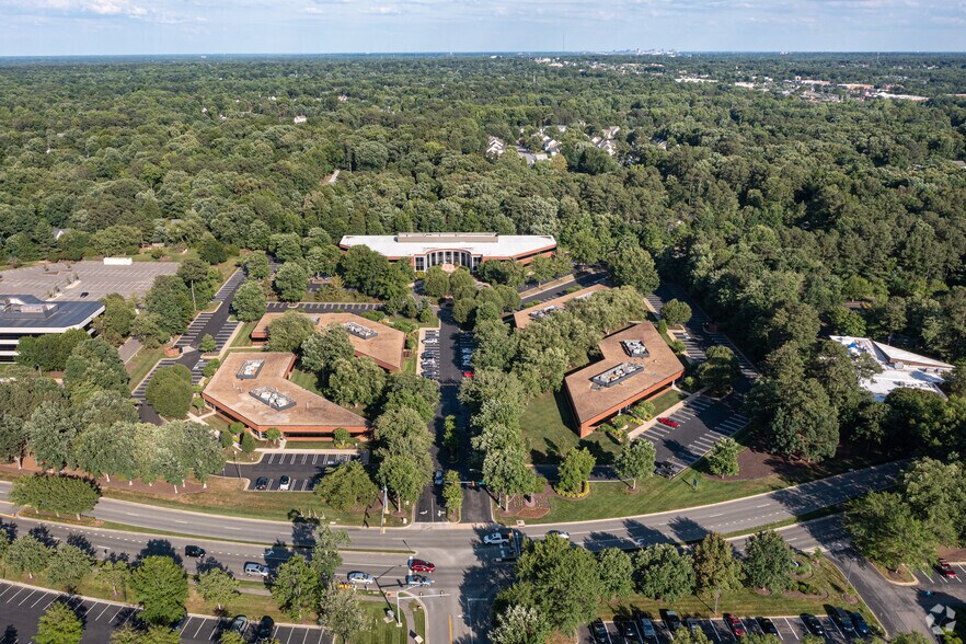 More Photos Of 4315-4451 Cox Rd, Glen Allen Unknown For Lease