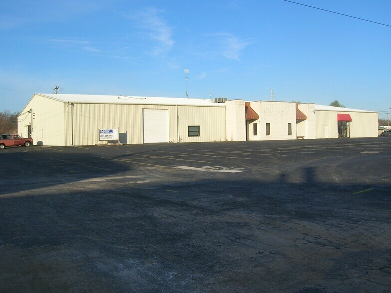 Primary Photo Of 2172 N Fox Hollow Dr, Nixa Warehouse For Lease