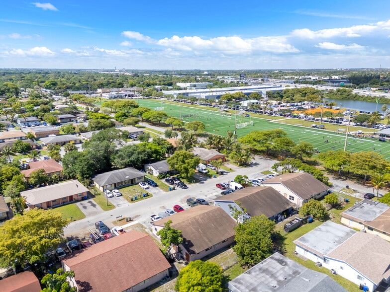 More Photos Of 1481 NW 22nd St, Fort Lauderdale Apartments For Sale