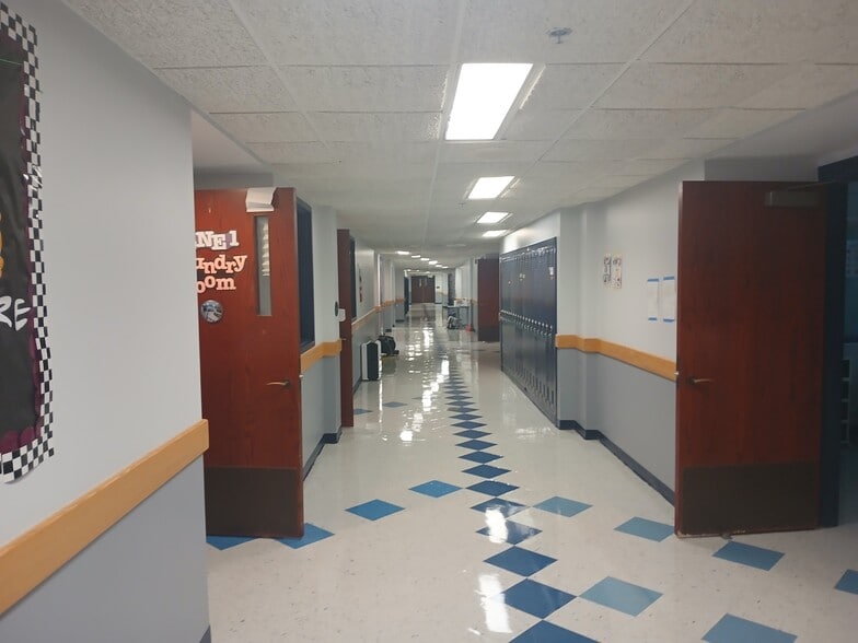 More Photos Of 26 Old Post Rd, Northford Schools For Sale