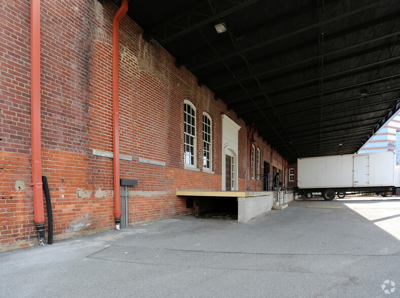 More Photos Of 215 Morris St, Durham Office For Lease