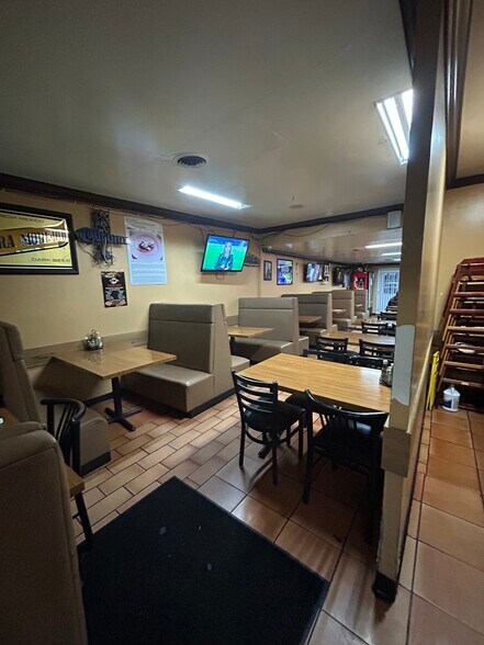 More Photos Of 1307 S Main St, Santa Ana Restaurant For Sale