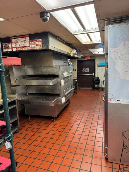 More Photos Of 1301 Gum Branch Rd, Jacksonville Restaurant For Sale