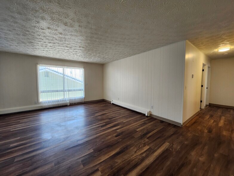 More Photos Of 3925 E 9th Ave, Anchorage Multifamily For Sale