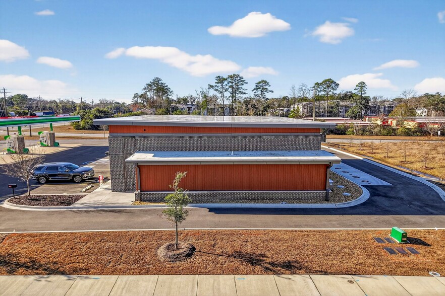 More Photos Of 5652 Ogeechee Rd, Savannah General Retail For Lease