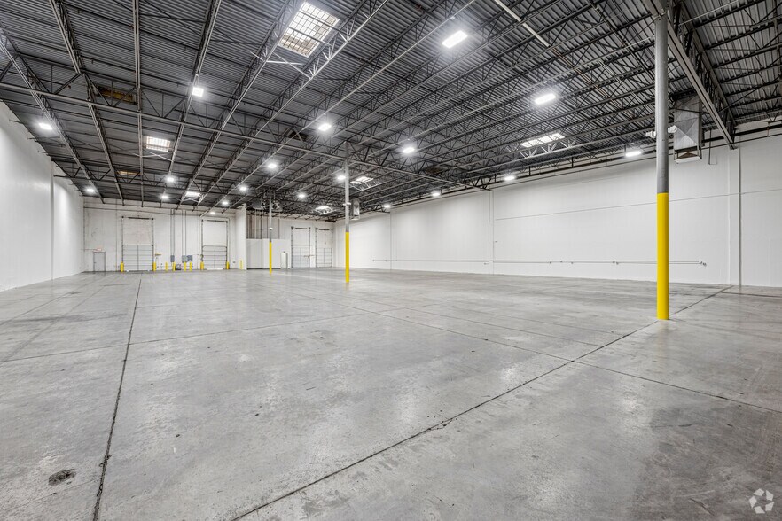 More Photos Of 420 A Pan American Dr, El Paso Unknown For Lease