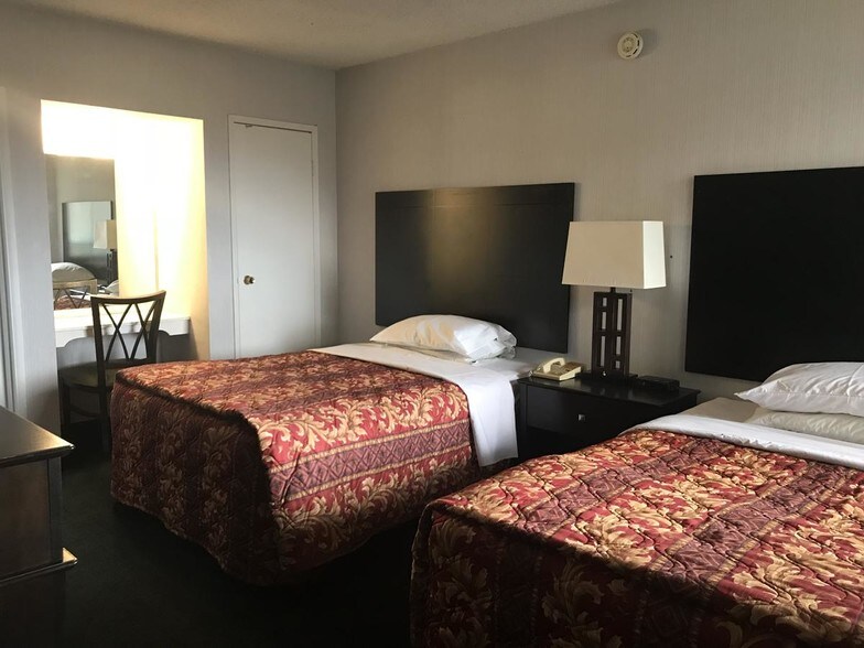 More Photos Of 1214 E Route 66 Blvd, Tucumcari Hotel For Sale