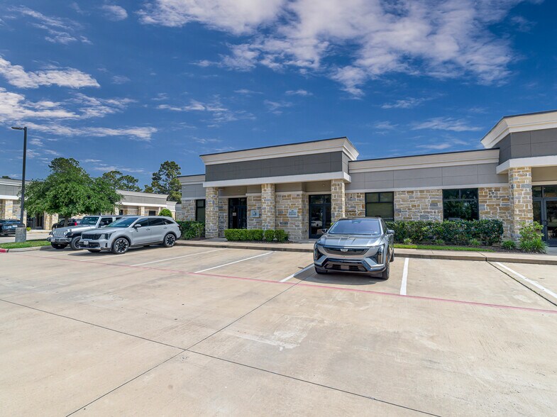 More Photos Of 633 E Fernhurst Dr, Katy Medical For Sale