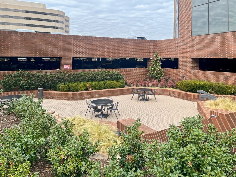 More Photos Of 5605 N MacArthur Blvd, Irving Coworking Space