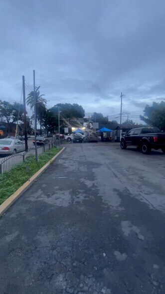 Primary Photo Of 502 S Harbor Blvd, Fullerton Auto Dealership For Lease