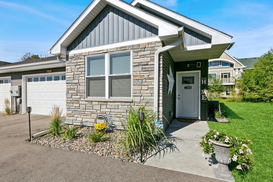 More Photos Of 11038 183rd Cir NW, Elk River Multifamily For Sale