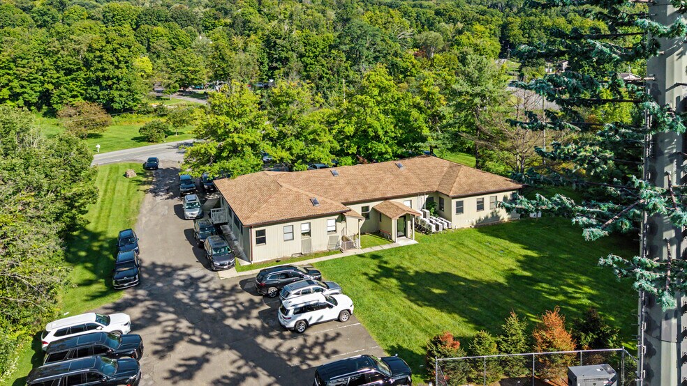 Primary Photo Of 11 Abrams Rd, Central Valley Office For Lease