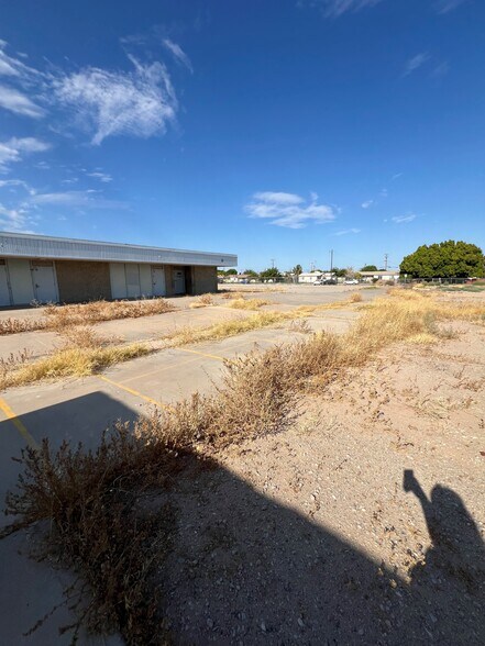 More Photos Of 401 S 3rd St, Blythe Religious Facility For Sale
