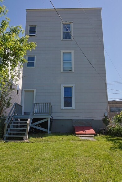 More Photos Of 745 Warren St, Hudson Storefront Retail Residential For Sale