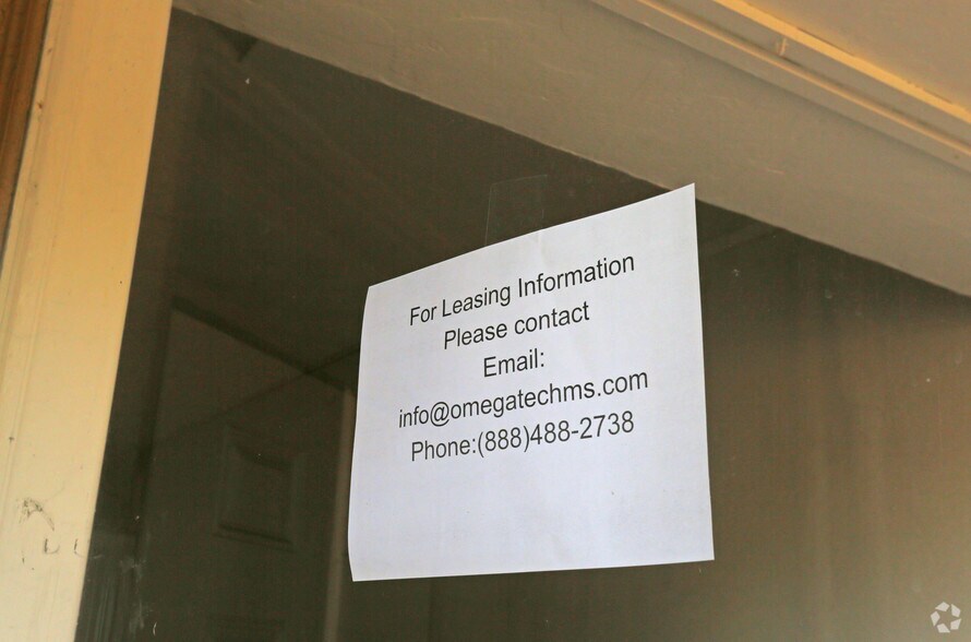 More Photos Of 727-747 W Evelyn Ave, Mountain View Storefront For Lease