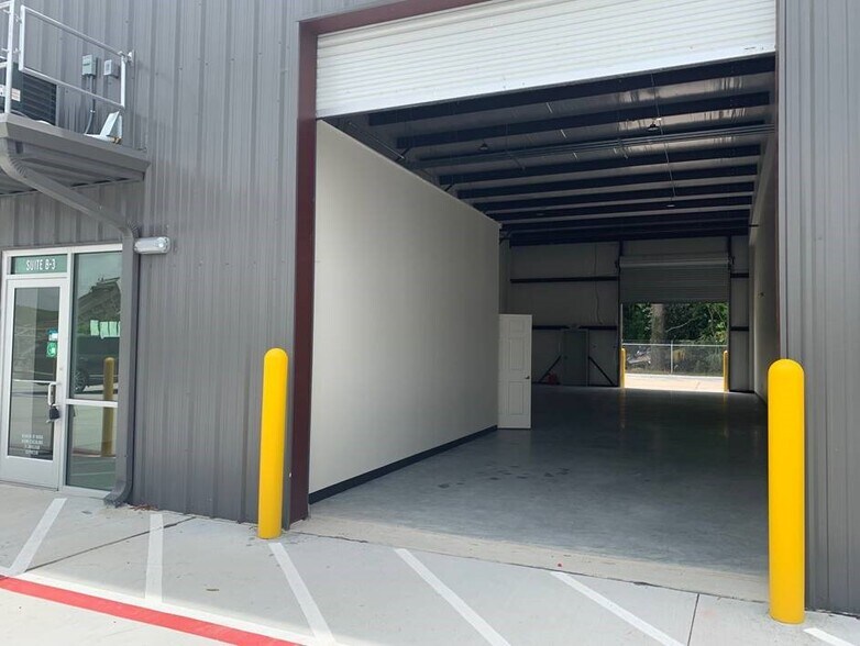 More Photos Of 9730 Telephone Rd, Houston Service For Sale