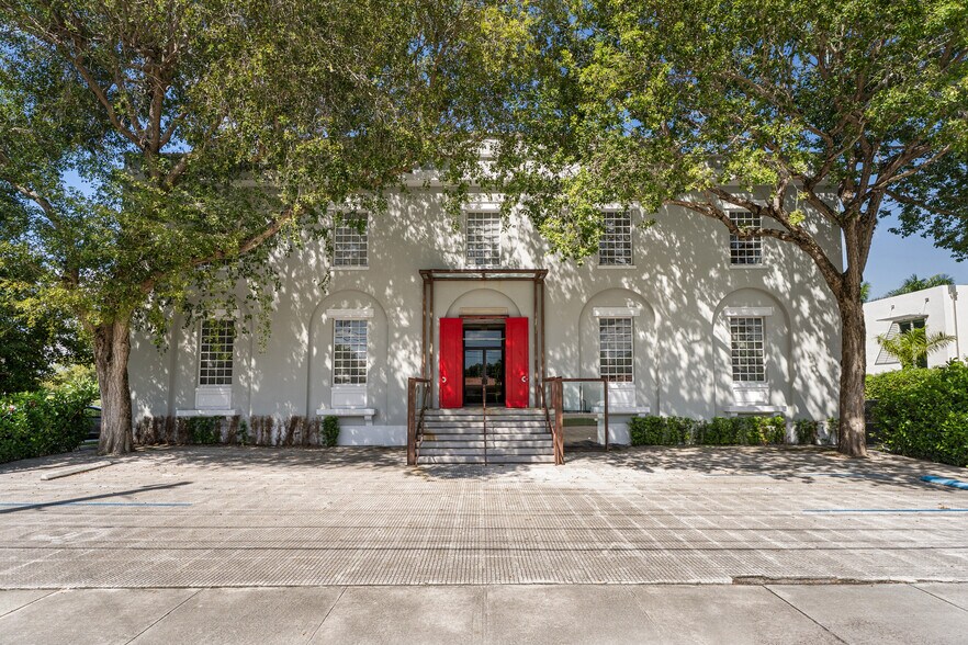 More Photos Of 5960 SW 57th Ave, Miami Office For Sale