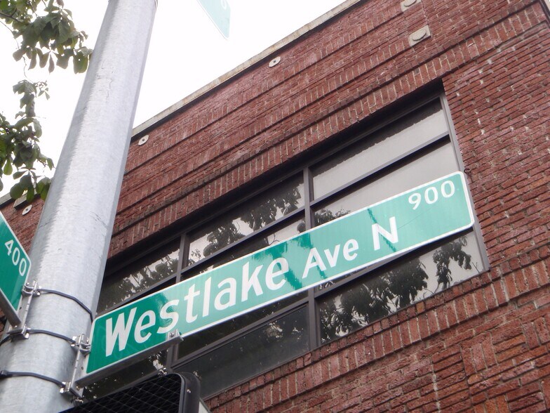 More Photos Of 425 Westlake Ave N, Seattle Storefront Retail Office For Sale