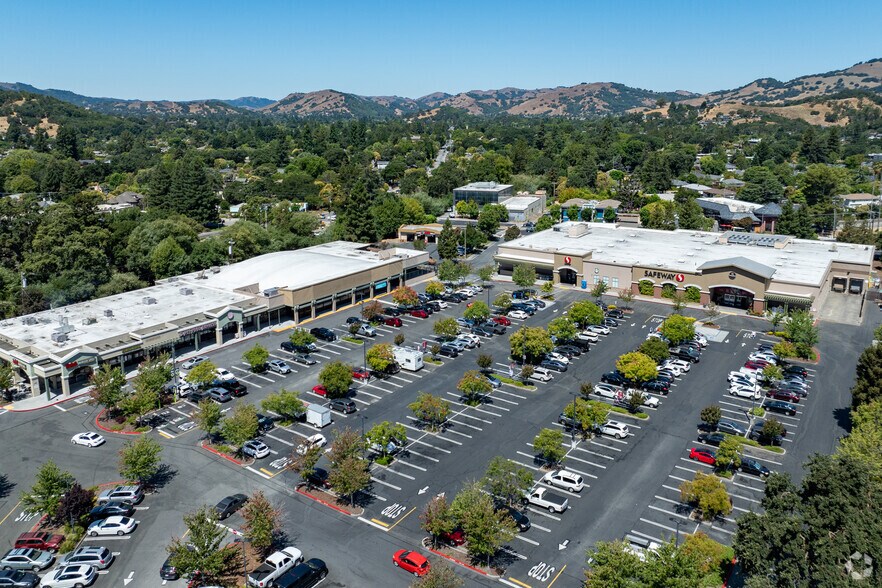More Photos Of 900-920 Diablo Ave, Novato Unknown For Lease