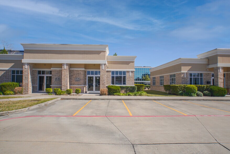 More Photos Of 16000 Park Ten Pl, Houston Office For Lease