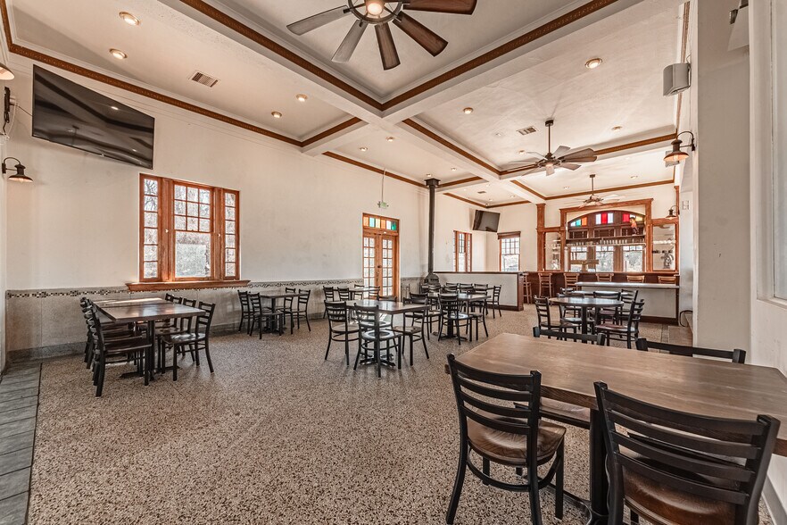 More Photos Of 516 E Elm St, Trinidad Restaurant For Sale