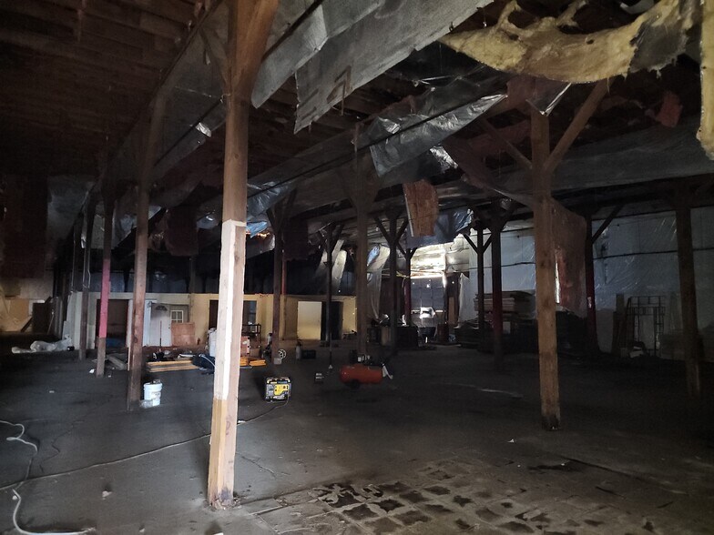 More Photos Of 801 Gold street St, Rocky Mount Industrial For Sale
