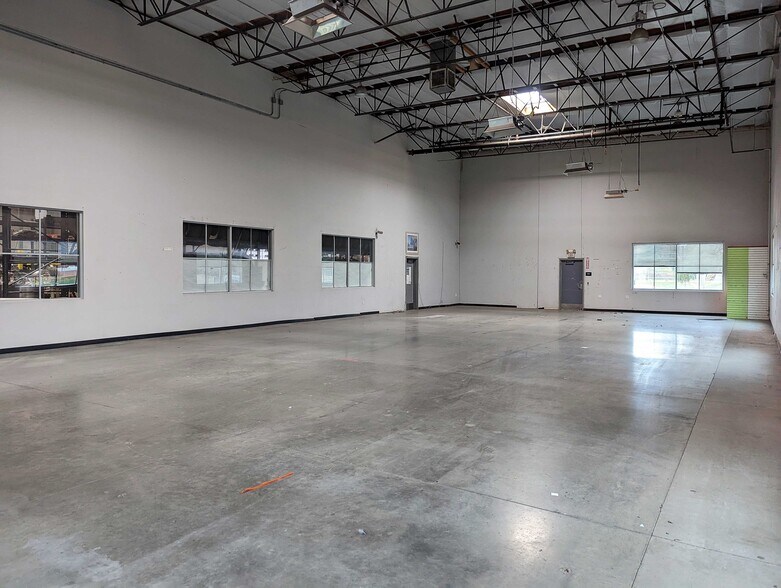 More Photos Of 2050 Trumble Rd, Romoland Industrial For Sale