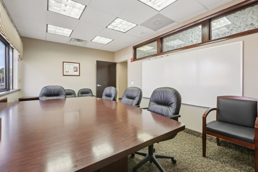 More Photos Of 401 Hamburg Turnpike, Wayne Medical For Sale