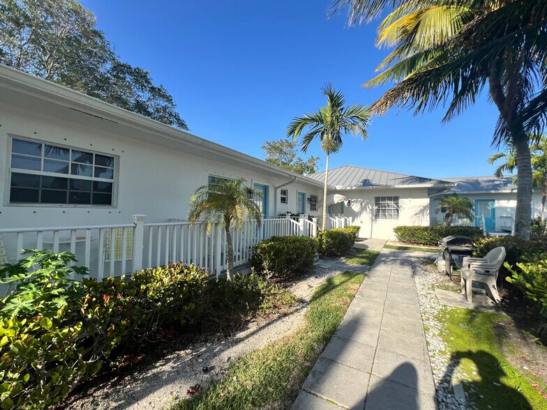 More Photos Of 2502 Tamarind Dr, Hutchinson Island Hotel For Sale