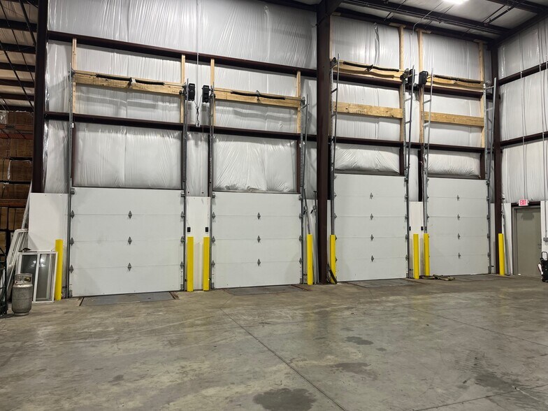 More Photos Of 501 S Miller Dr, White Pigeon Unknown For Lease