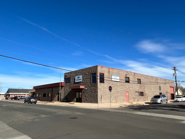 More Photos Of 3878-3898 S Jason St, Englewood Warehouse For Sale