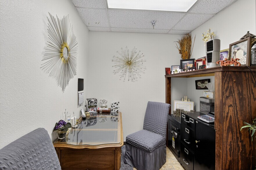 More Photos Of 1435 N Central Ave, Avondale Specialty For Sale