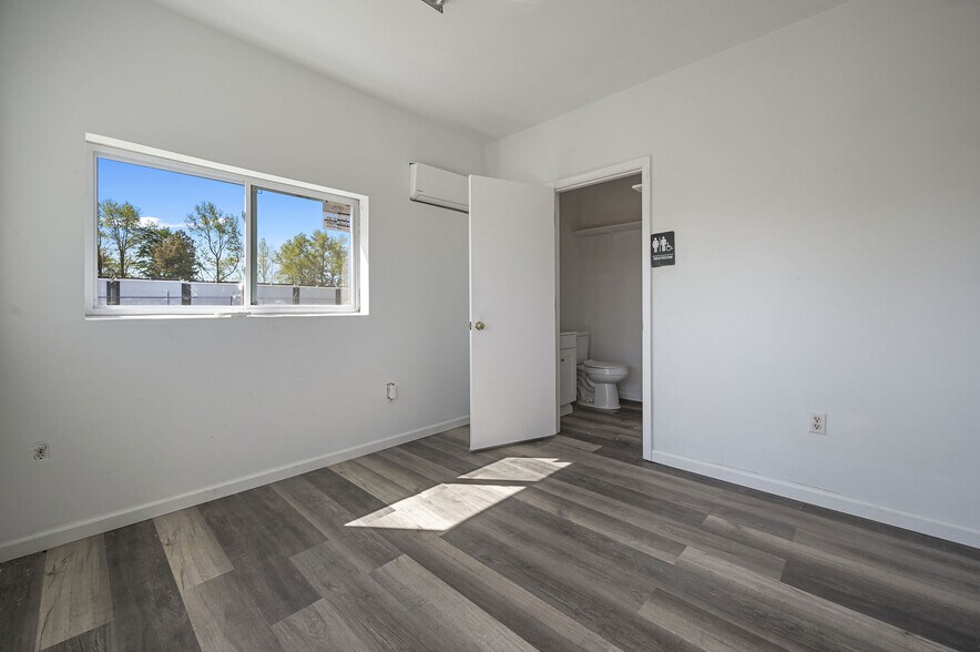 More Photos Of 435 Twin Oaks Dr, Dover Land For Lease