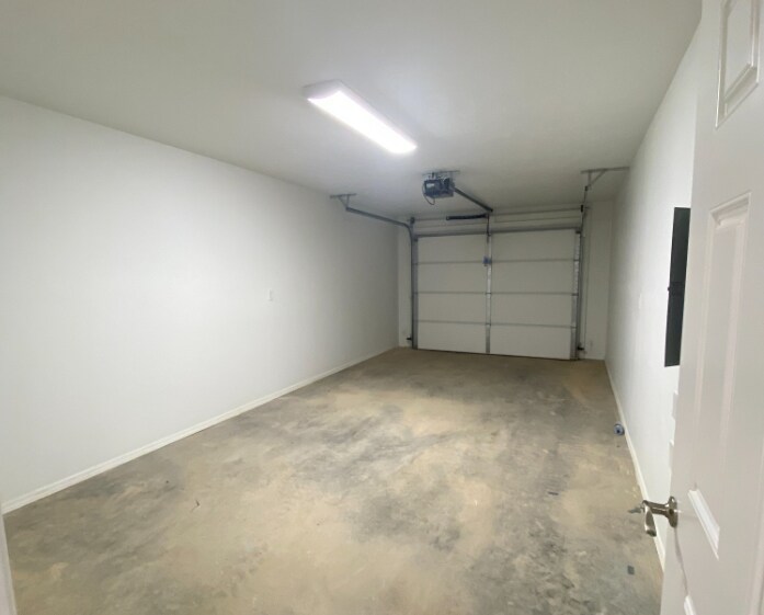 More Photos Of 1472 Butterfield Coach Rd, Springdale Apartments For Sale