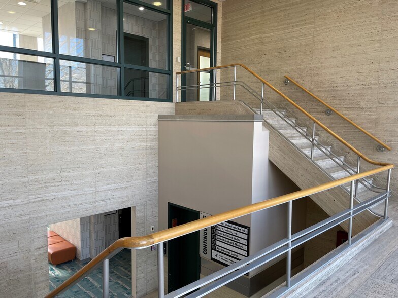 More Photos Of 115 Continuum Dr, Liverpool Medical For Lease