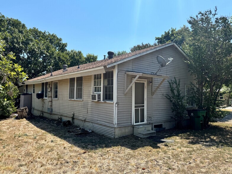 More Photos Of 5404-5410 Graham St, Fort Worth Apartments For Sale