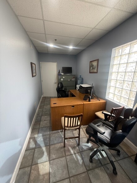 More Photos Of 2970 S Tejon St, Englewood Warehouse For Sale