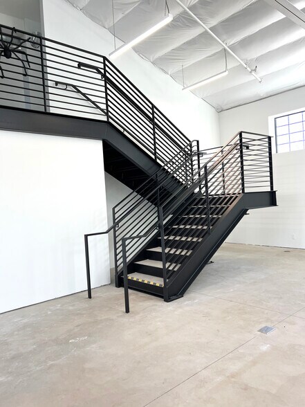 More Photos Of 433 Chapala St, Santa Barbara Storefront Retail Office For Lease