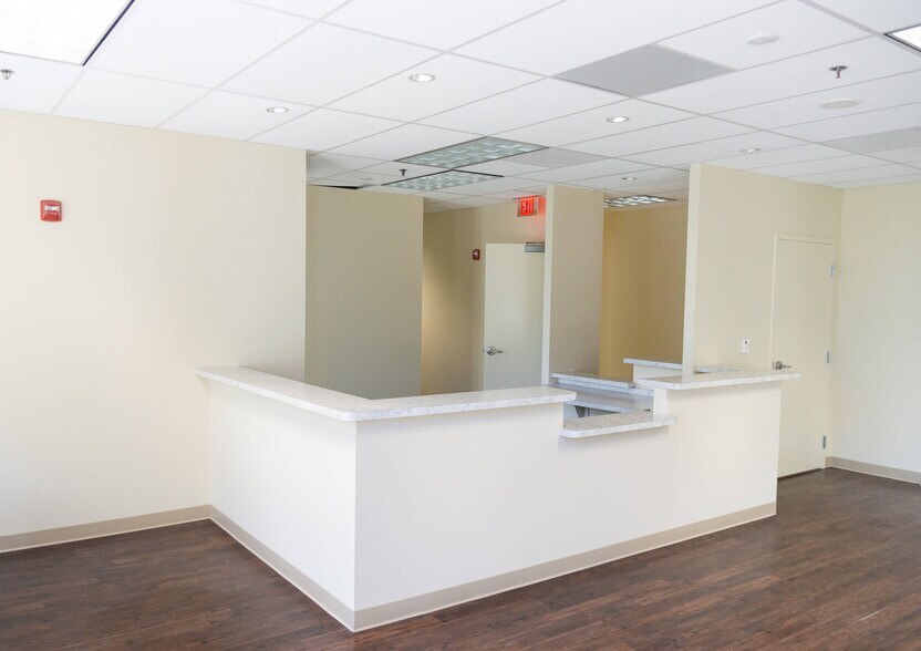 More Photos Of 7833 Walker Dr, Greenbelt Office For Lease