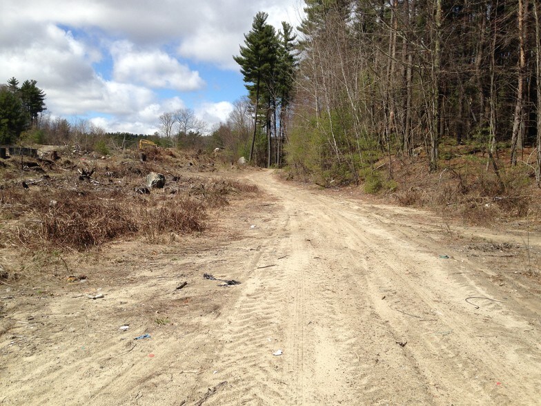 More Photos Of 290 Millville Rd, Uxbridge Land For Lease