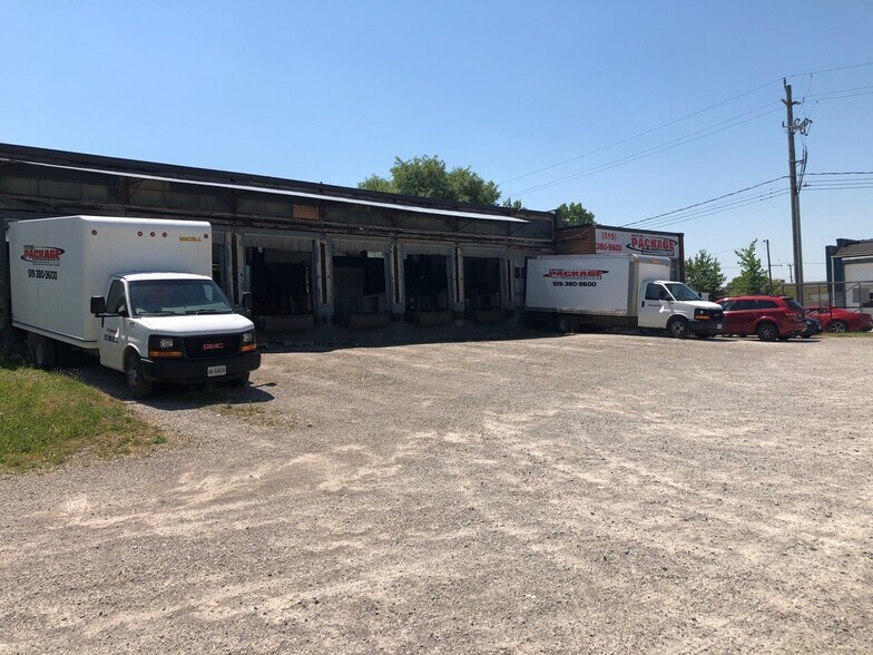 Primary Photo Of 55 Leeson Dr, Chatham Truck Terminal For Sale