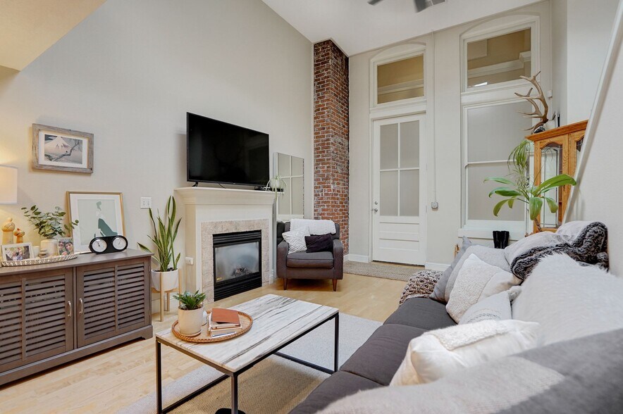 More Photos Of 145 Liberty St NE, Salem Apartments For Sale