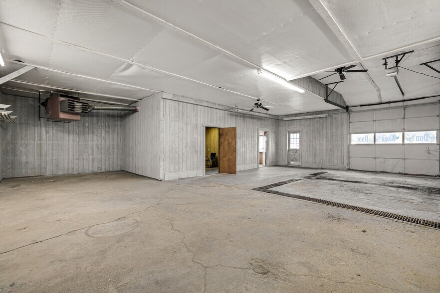 More Photos Of 603 S Erie St, Mercer Self Storage For Sale