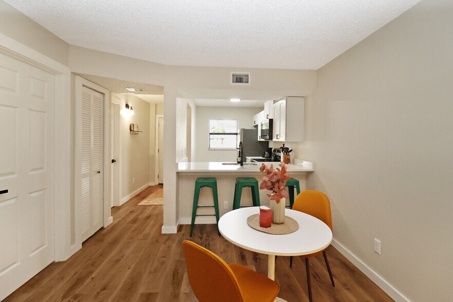 More Photos Of 7786 62nd St N, Pinellas Park Apartments For Sale