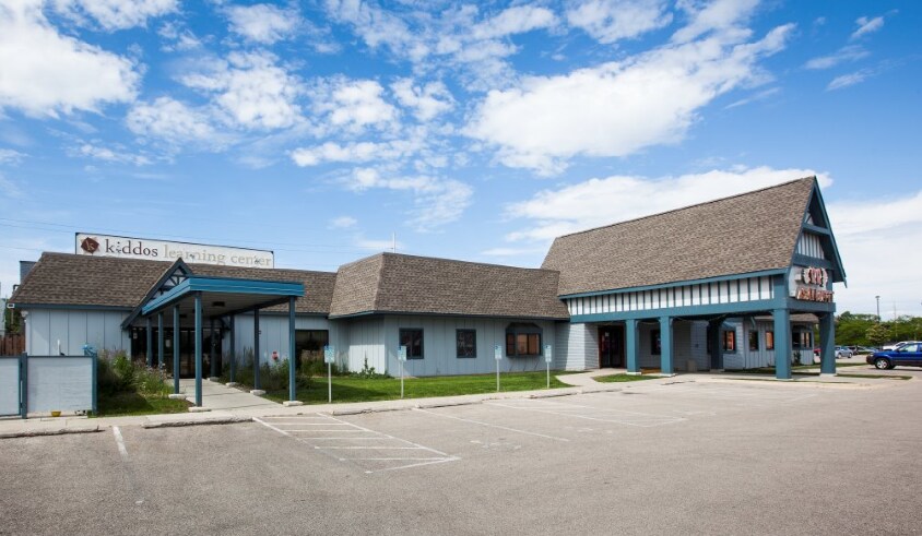 More Photos Of 1111-1213 N Sherman Ave, Madison Unknown For Lease